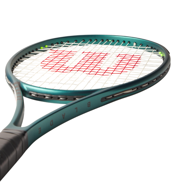 Wilson Blade 26 V9