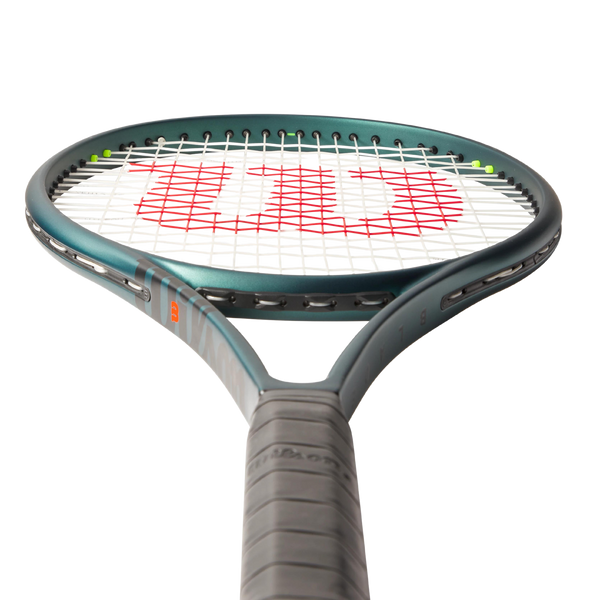 Wilson Blade 100L V9 2024